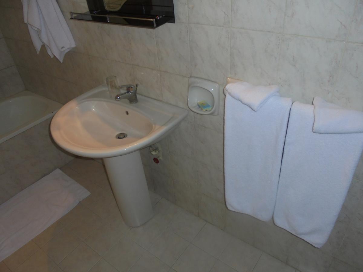 Global Hotel Addis Abeba Eksteriør bilde